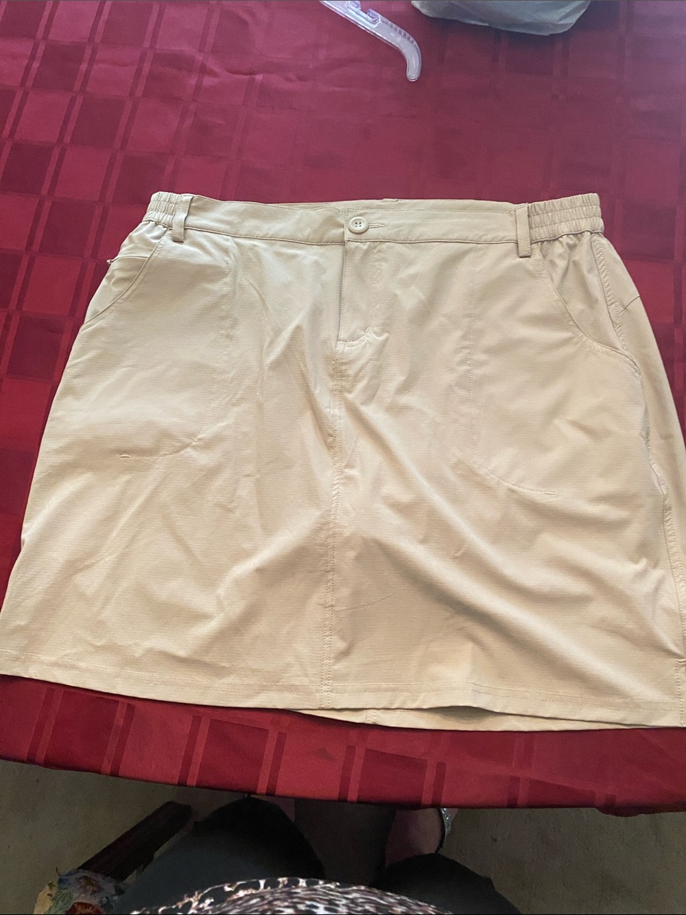 Women’s Cream Pull-On Skort
